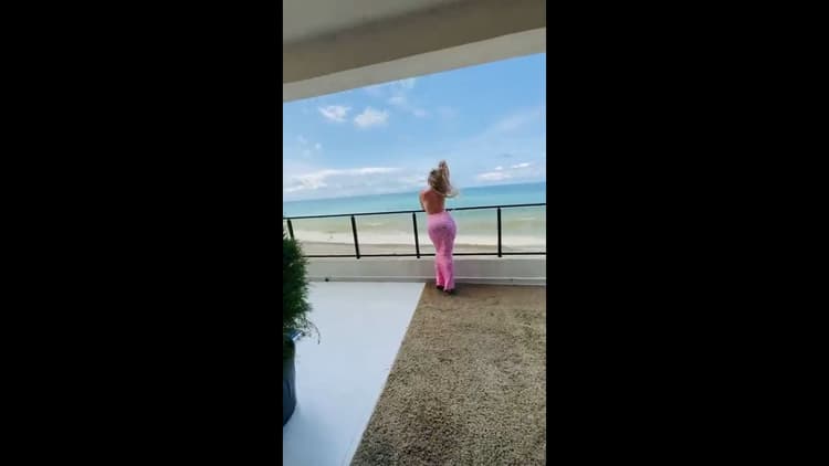 Заставка видео